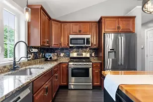 24 High St, North Brookfield, MA 01535 - Photo 7