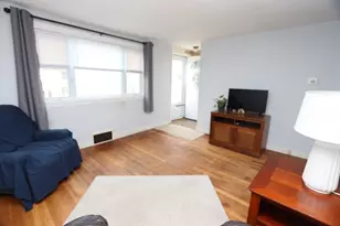 438 Proctor Ave, Revere, MA 02151 - Photo 3