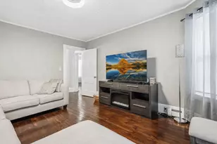 157 S Pleasant St, Haverhill, MA 01835 - Photo 13