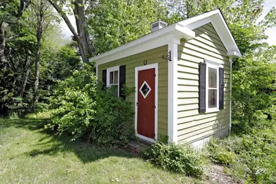 5 Anthony St, Acushnet, MA 02743 - Photo 5