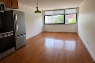 70 Southbridge St, Worcester, MA 01608 - Photo 5