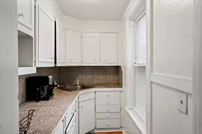 3 Wallace St, Worcester, MA 01605 - Photo 13
