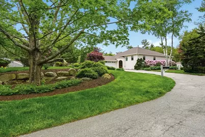 6 Victoria Rd, Manchester by the Sea, MA 01944 - Photo 1
