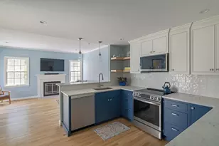 44 Floret Cir, Hingham, MA 02043 - Photo 3