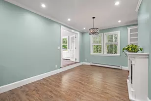 27 Cross St, Medfield, MA 02052 - Photo 9