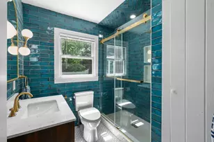 27 Cross St, Medfield, MA 02052 - Photo 15