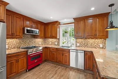27 Cross Street, Medfield, MA 02052 - Photo 7
