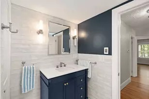 27 Cross St, Medfield, MA 02052 - Photo 23