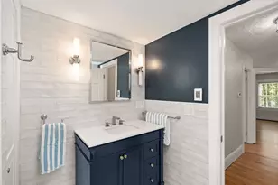 27 Cross St, Medfield, MA 02052 - Photo 25