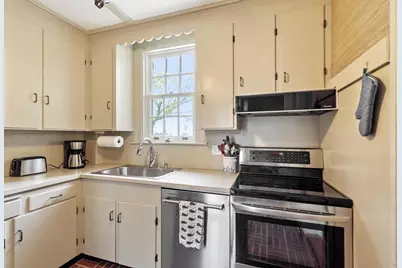 89 Lothrop Street, Beverly, MA 01915 - Photo 19