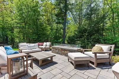 39 Opal Cir, Franklin, MA 02038 - Photo 7