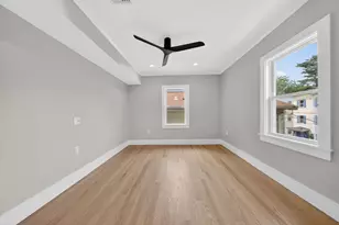 29 Hanson St, Somerville, MA 02143 - Photo 17