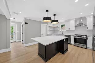 29 Hanson St, Somerville, MA 02143 - Photo 1