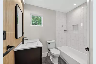 29 Hanson St #2, Somerville, MA 02143 - Photo 11