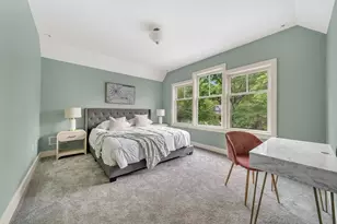179 Oakland St, Wellesley, MA 02481 - Photo 25