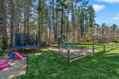 11 Lisa Ln, Pembroke, MA 02359 - Photo 31