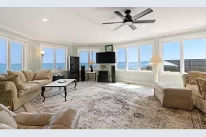 33 Pines Rd, Revere, MA 02151 - Photo 11
