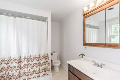10 Elm Ct, Andover, MA 01810 - Photo 9