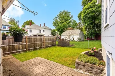10 Elm Ct, Andover, MA 01810 - Photo 3