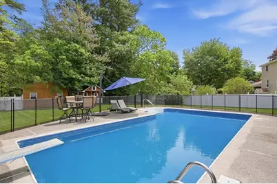 84 Patricia Ln, Weymouth, MA 02190 - Photo 9