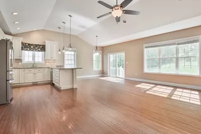 9 Black Forest Cir #9, Londonderry, NH 03053 - Photo 13