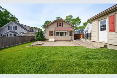 488 Montgomery Street, Fall River, MA 02720 - Photo 35