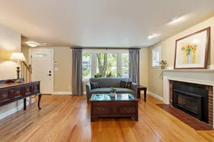2 Doris Rd, Bedford, MA 01730 - Photo 5