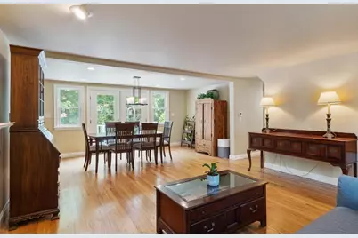2 Doris Rd, Bedford, MA 01730 - Photo 7