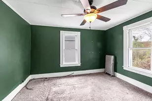38 Phoenix St, Springfield, MA 01104 - Photo 7
