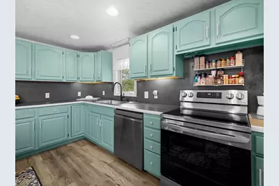 2 Woodcliffe Ave, Worcester, MA 01604 - Photo 11