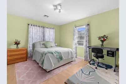 2 Woodcliffe Ave, Worcester, MA 01604 - Photo 15