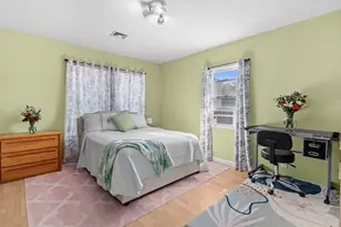 2 Woodcliffe Ave, Worcester, MA 01604 - Photo 15
