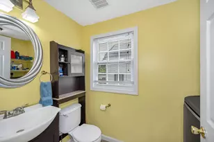 57 Magnolia St, Lowell, MA 01854 - Photo 9