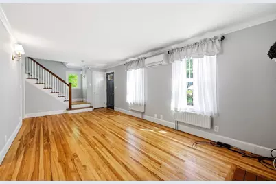 32 Lincoln Rd, Longmeadow, MA 01106 - Photo 17