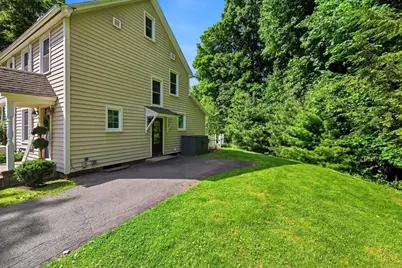 32 Lincoln Rd, Longmeadow, MA 01106 - Photo 33