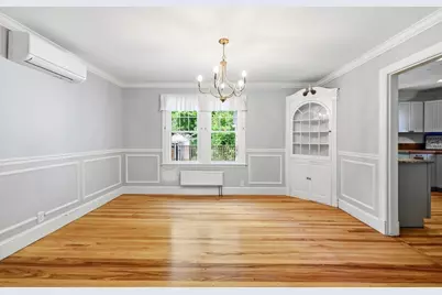 32 Lincoln Rd, Longmeadow, MA 01106 - Photo 13