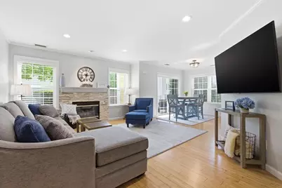 812 Gazebo Circle #812, Reading, MA 01867 - Photo 7