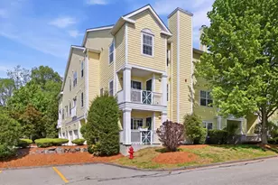 812 Gazebo Cir, Reading, MA 01867 - Photo 3