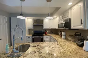 211 London St, Boston, MA 02128 - Photo 3