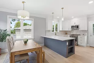 36 Neillian St, Bedford, MA 01730 - Photo 9
