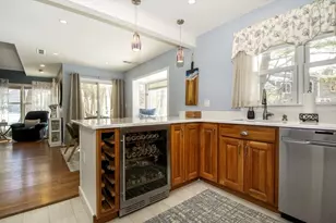 16 Holly Ct, Rockland, MA 02370 - Photo 7