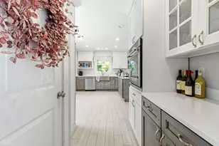 24 Northrop St, Hopedale, MA 01747 - Photo 5