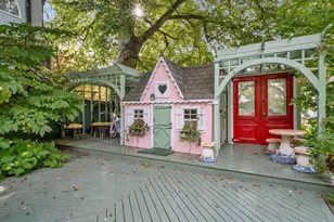 269 Kent St, Brookline, MA 02446 - Photo 39