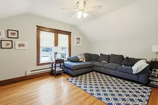 8 Elton St, Worcester, MA 01604 - Photo 33