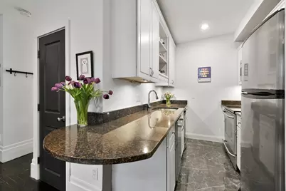 77 Waltham St #2, Boston, MA 02118 - Photo 5