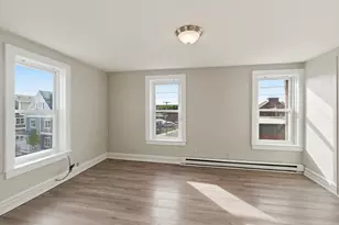293 Clemente, Holyoke, MA 01040 - Photo 7