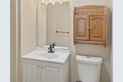 45 Christopher Dr #105, Methuen, MA 01844 - Photo 7