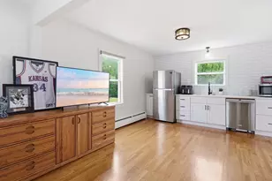 625 Turnpike St, North Andover, MA 01845 - Photo 15