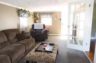 46 Tudor St, Methuen, MA 01844 - Photo 9