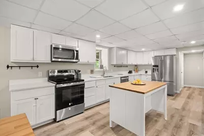 158 Bay State Cir, Hanson, MA 02341 - Photo 9